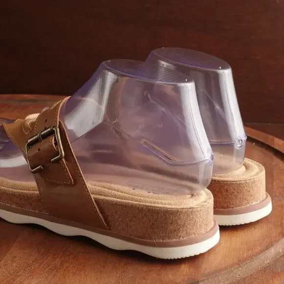 Clarks Brown Leather Sandals with Moccasin Stitching - Picture 7 of 15